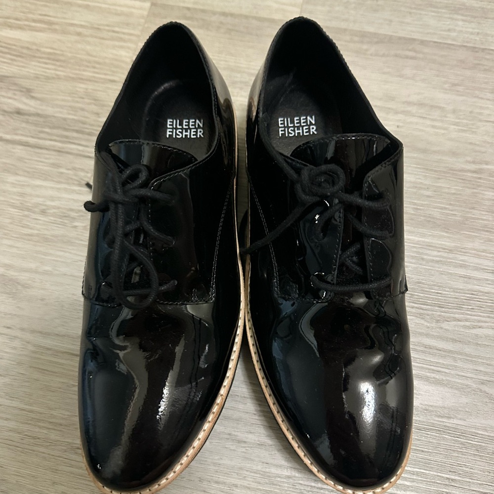 Eileen Fisher Women’s Glossy Black Oxfords
